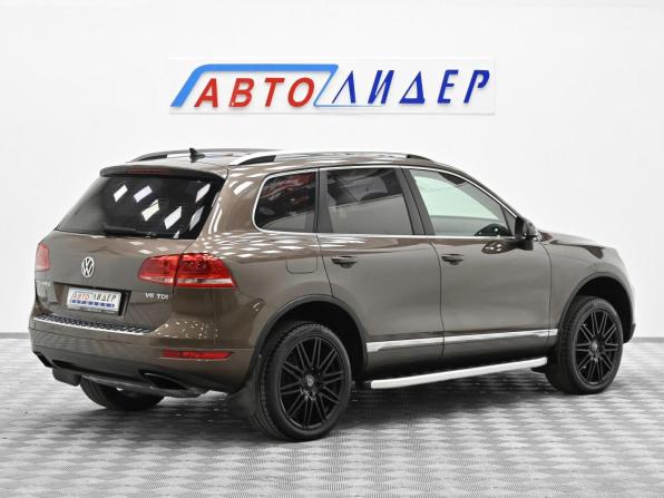 Volkswagen Touareg II с пробегом 2013 года, цена 1 419 000 рублей, 137677 км, внедорожник, Автокод Объявления