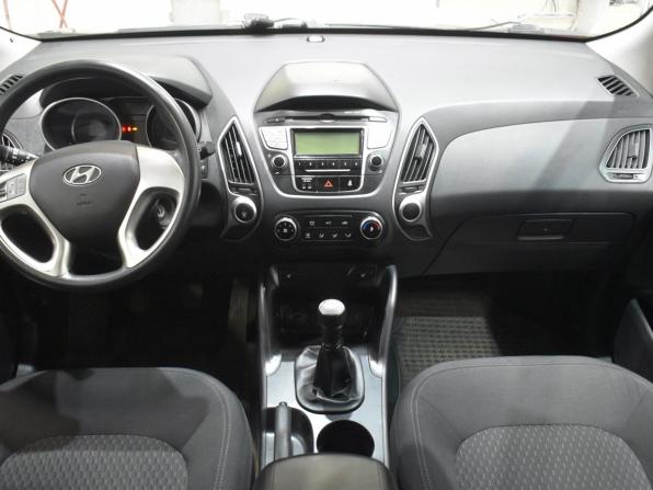 Hyundai ix35 I с пробегом 2013 года, цена 890 000 рублей, 205907 км, внедорожник, Автокод Объявления