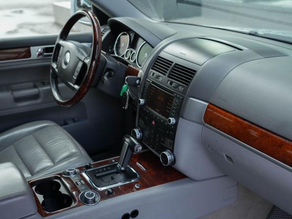 Volkswagen Touareg I с пробегом 2006 года, цена 780 000 рублей, 297278 км, внедорожник, Автокод Объявления