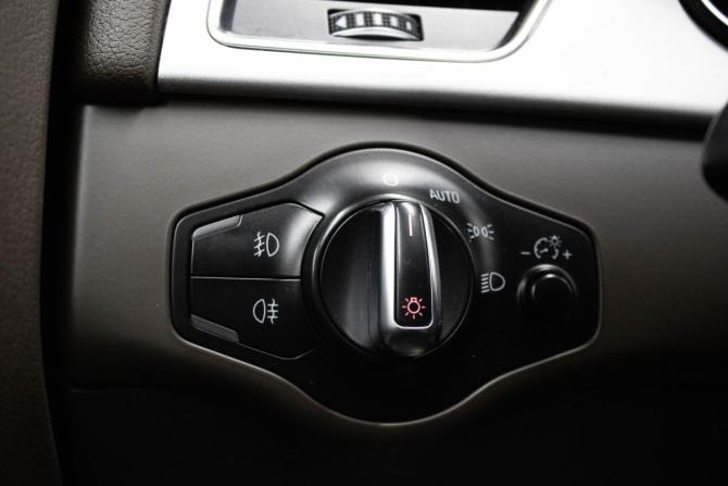 Audi A4 IV (B8) Рестайлинг с пробегом 2015 года, цена 1 449 000 рублей, 185417 км, седан, Автокод Объявления