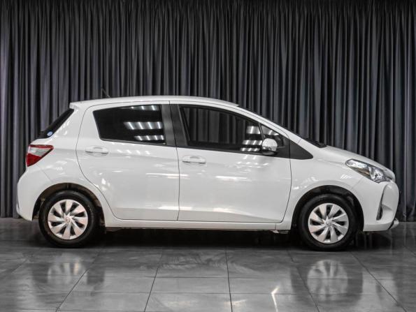 Toyota Vitz III (XP130) Рестайлинг 2 с пробегом 2019 года, цена 1 079 000 рублей, 106704 км, хэтчбек, Автокод Объявления