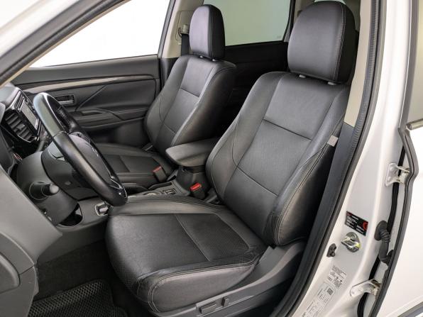 Mitsubishi Outlander III Рестайлинг 2 с пробегом 2016 года, цена 1 890 000 рублей, 93040 км, внедорожник, Автокод Объявления