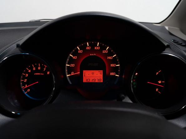 Honda Fit II с пробегом 2011 года, цена 985 000 рублей, 102000 км, хэтчбек, Автокод Объявления