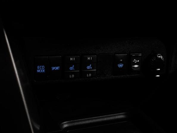 Toyota RAV4 IV (XA40) Рестайлинг с пробегом 2017 года, цена 2 529 000 рублей, 55592 км, внедорожник, Автокод Объявления