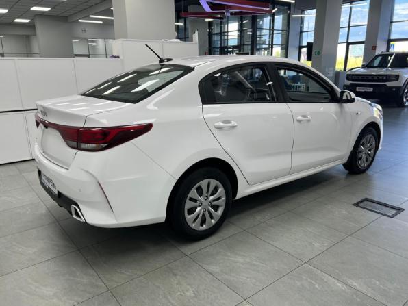Kia Rio IV Рестайлинг с пробегом 2021 года, цена 1 550 000 рублей, 106000 км, седан, Автокод Объявления