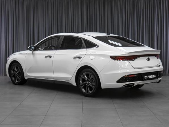 Hyundai Lafesta I с пробегом 2020 года, цена 2 149 000 рублей, 51864 км, седан, Автокод Объявления