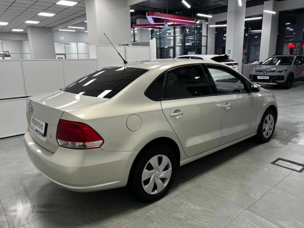 Volkswagen Polo V с пробегом 2012 года, цена 690 000 рублей, 190304 км, седан, Автокод Объявления