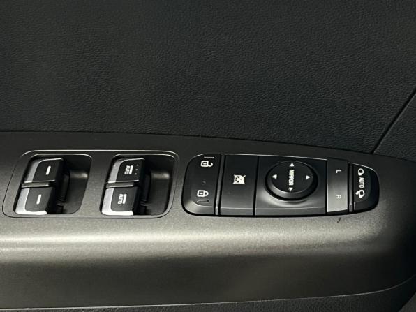 Kia Sportage IV с пробегом 2018 года, цена 2 230 000 рублей, 60281 км, внедорожник, Автокод Объявления
