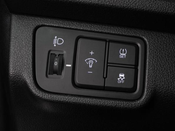 Hyundai Solaris II с пробегом 2019 года, цена 1 399 000 рублей, 113727 км, седан, Автокод Объявления
