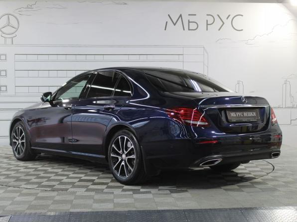 Mercedes-Benz E-Класс V (W213 S213 C238) с пробегом 2017 года, цена 4 250 000 рублей, 135114 км, седан, Автокод Объявления
