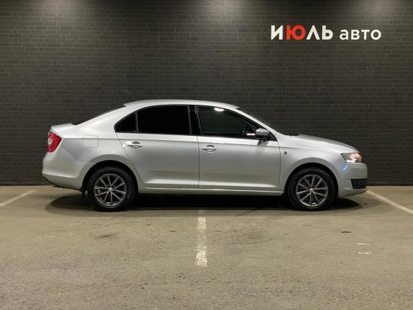 Skoda Rapid I с пробегом 2016 года, цена 1 300 000 рублей, 100426 км, лифтбек, Автокод Объявления