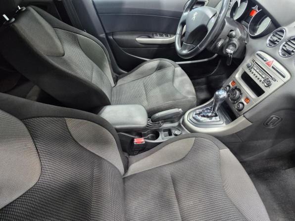 Peugeot 308 I Рестайлинг с пробегом 2011 года, цена 539 000 рублей, 257104 км, хэтчбек, Автокод Объявления