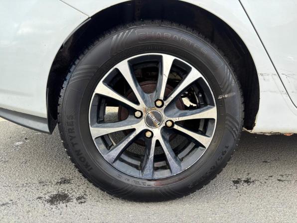 Ford Fiesta Mk6 Рестайлинг с пробегом 2015 года, цена 629 000 рублей, 223000 км, седан, Автокод Объявления