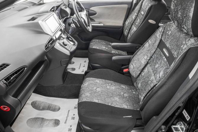 Toyota Wish II с пробегом 2011 года, цена 1 399 000 рублей, 140000 км, минивэн, Автокод Объявления