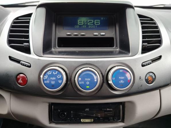 Mitsubishi L200 IV с пробегом 2006 года, цена 985 000 рублей, 279381 км, offers.body_type.unknown, Автокод Объявления