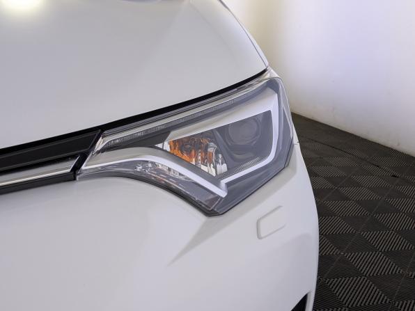 Toyota RAV4 IV (XA40) Рестайлинг с пробегом 2018 года, цена 2 350 000 рублей, 97521 км, внедорожник, Автокод Объявления