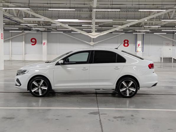 Volkswagen Polo VI с пробегом 2021 года, цена 1 455 000 рублей, 60202 км, лифтбек, Автокод Объявления