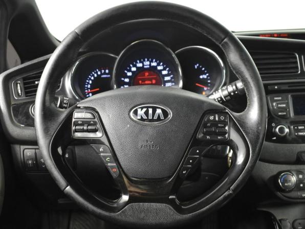 Kia Ceed II с пробегом 2013 года, цена 969 900 рублей, 174669 км, хэтчбек, Автокод Объявления