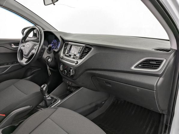 Hyundai Solaris II с пробегом 2018 года, цена 1 100 000 рублей, 167007 км, седан, Автокод Объявления