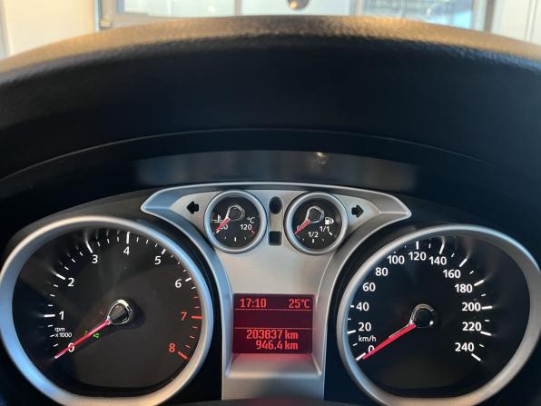 Ford Focus II Рестайлинг с пробегом 2011 года, цена 517 000 рублей, 203800 км, хэтчбек, Автокод Объявления
