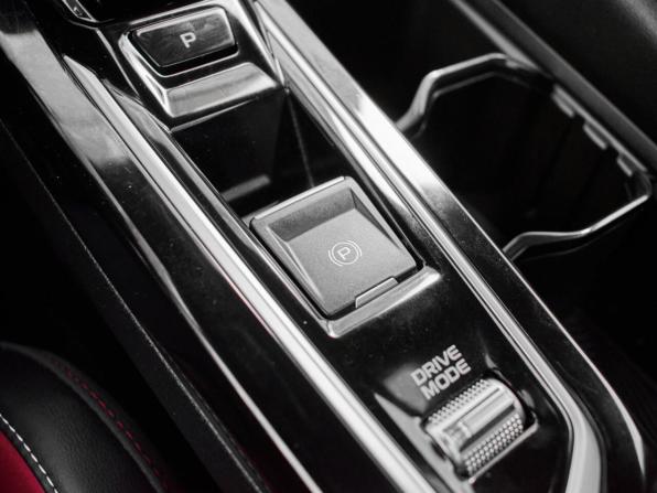Geely Coolray I Рестайлинг с пробегом 2024 года, цена 2 090 000 рублей, 23064 км, внедорожник, Автокод Объявления