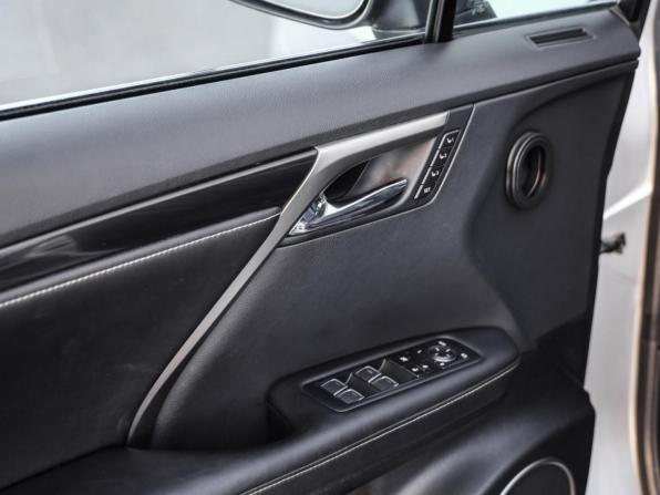 Lexus RX IV с пробегом 2017 года, цена 3 799 000 рублей, 147536 км, внедорожник, Автокод Объявления