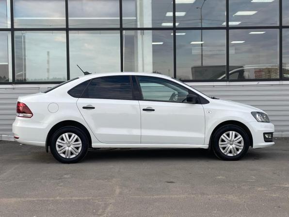 Volkswagen Polo V Рестайлинг с пробегом 2018 года, цена 1 149 000 рублей, 60250 км, седан, Автокод Объявления