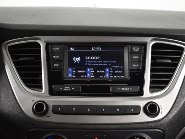 Hyundai Solaris II с пробегом 2019 года, цена 1 165 200 рублей, 109200 км, седан, Автокод Объявления