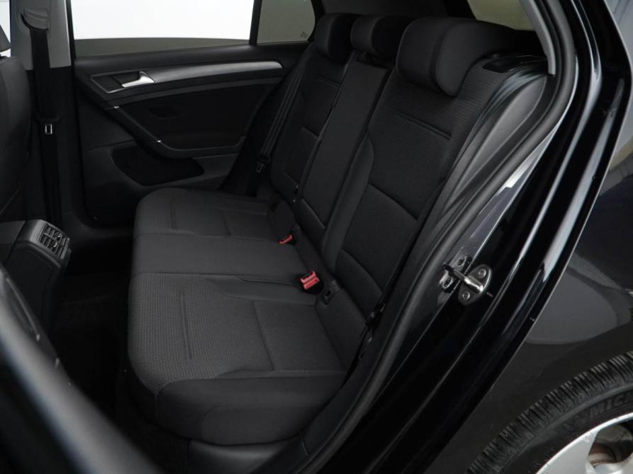 Volkswagen Golf VII Рестайлинг Москва  - изображение 10