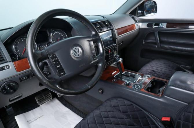Volkswagen Touareg I Рестайлинг с пробегом 2007 года, цена 1 599 000 рублей, 309000 км, внедорожник, Автокод Объявления