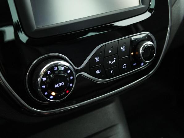 Renault Kaptur I с пробегом 2016 года, цена 1 399 777 рублей, 111234 км, внедорожник, Автокод Объявления