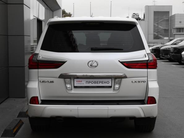 Lexus LX III Рестайлинг 2 с пробегом 2016 года, цена 7 400 000 рублей, 161000 км, внедорожник, Автокод Объявления