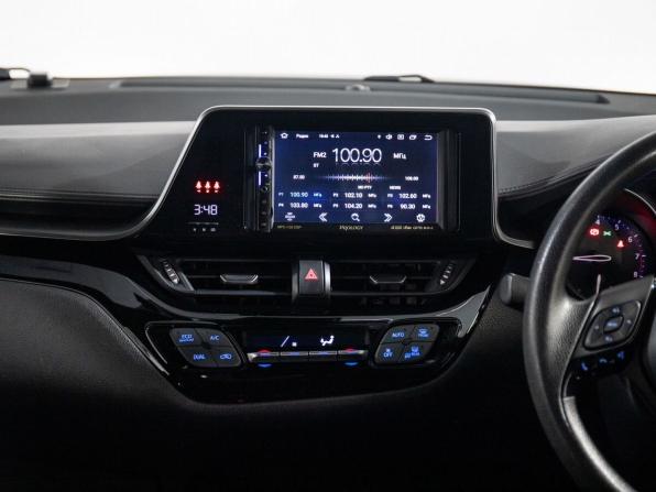 Toyota C-HR I с пробегом 2019 года, цена 1 549 500 рублей, 100800 км, внедорожник, Автокод Объявления