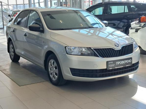 Skoda Rapid I с пробегом 2016 года, цена 1 046 000 рублей, 125340 км, лифтбек, Автокод Объявления