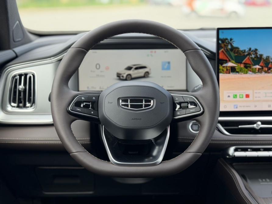 Geely Monjaro I Рестайлинг 2 Казань  - изображение 17