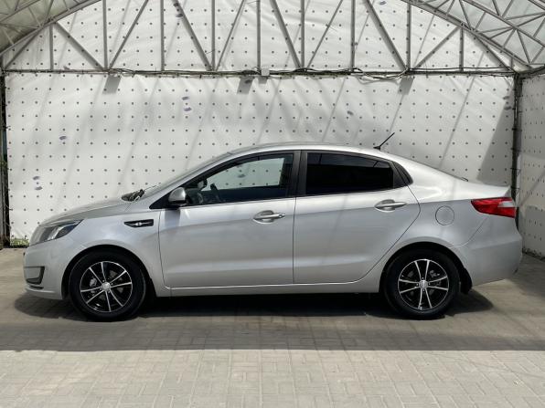 Kia Rio III с пробегом 2013 года, цена 890 000 рублей, 97140 км, седан, Автокод Объявления