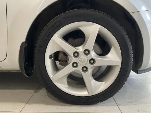 Kia Ceed I с пробегом 2009 года, цена 850 000 рублей, 103725 км, хэтчбек, Автокод Объявления
