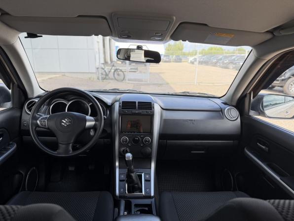 Suzuki Grand Vitara II Рестайлинг с пробегом 2011 года, цена 970 000 рублей, 73000 км, внедорожник, Автокод Объявления