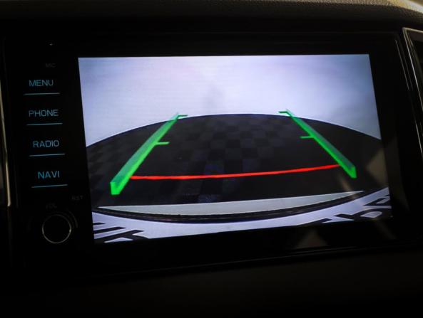 Skoda Karoq I с пробегом 2023 года, цена 2 590 000 рублей, 39330 км, внедорожник, Автокод Объявления