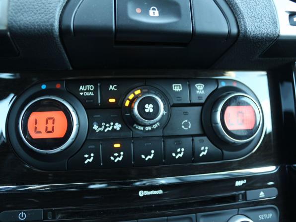 Renault Koleos I Рестайлинг 2 с пробегом 2014 года, цена 990 000 рублей, 252518 км, внедорожник, Автокод Объявления