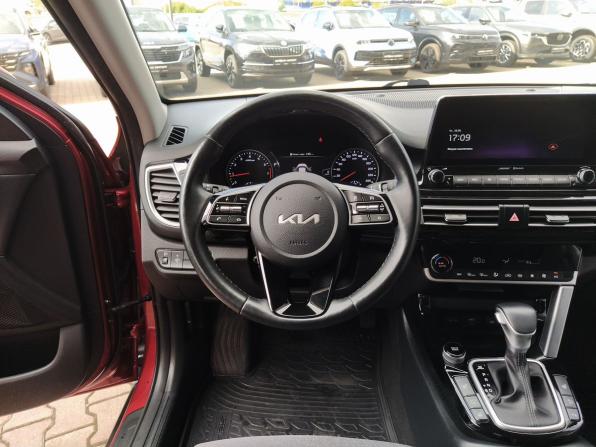 Kia Seltos I с пробегом 2022 года, цена 2 549 000 рублей, 39893 км, внедорожник, Автокод Объявления