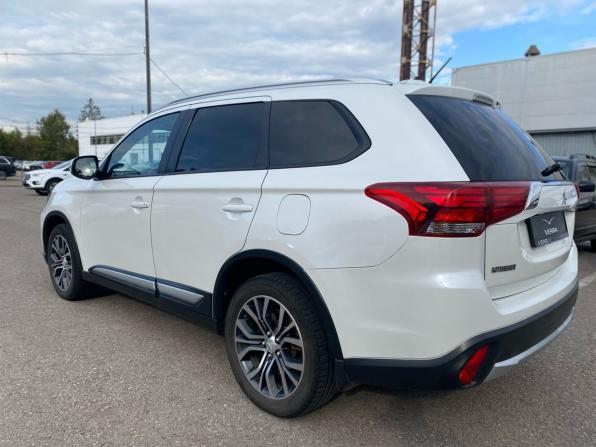Mitsubishi Outlander III Рестайлинг 2 с пробегом 2016 года, цена 1 620 000 рублей, 164064 км, внедорожник, Автокод Объявления