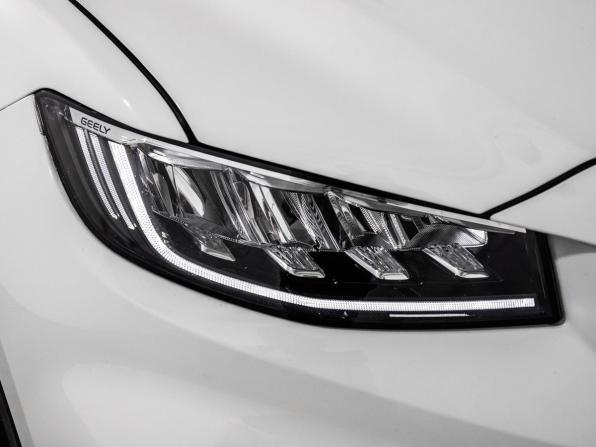 Geely Atlas Pro с пробегом 2022 года, цена 1 799 500 рублей, 91112 км, внедорожник, Автокод Объявления