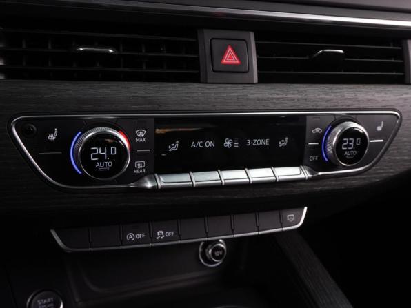 Audi A4 V (B9) с пробегом 2018 года, цена 2 037 000 рублей, 162649 км, седан, Автокод Объявления