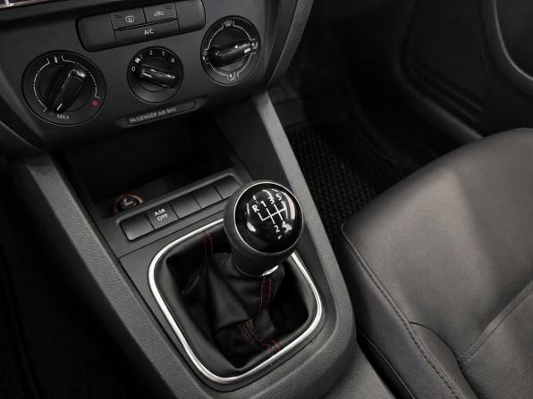 Volkswagen Jetta VI с пробегом 2013 года, цена 1 199 000 рублей, 156000 км, седан, Автокод Объявления