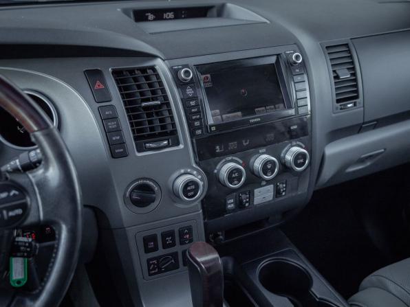 Toyota Sequoia II с пробегом 2011 года, цена 3 427 000 рублей, 253000 км, внедорожник, Автокод Объявления