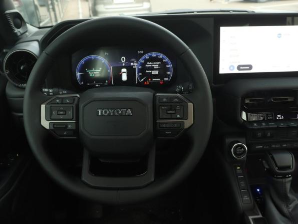 Toyota Land Cruiser Prado 250 Series с пробегом 2026 года, цена 13 760 000 рублей, 10 км, внедорожник, Автокод Объявления