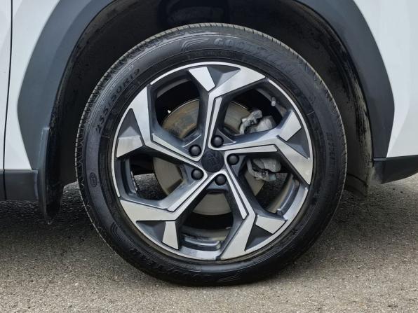 Geely Atlas II с пробегом 2023 года, цена 2 770 000 рублей, 18717 км, внедорожник, Автокод Объявления