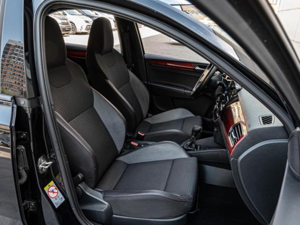 Volkswagen Polo VI с пробегом 2021 года, цена 1 588 000 рублей, 120791 км, лифтбек, Автокод Объявления