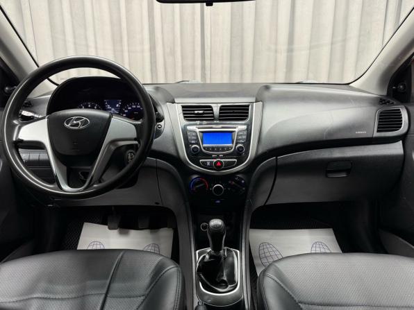 Hyundai Solaris I с пробегом 2011 года, цена 499 000 рублей, 274000 км, седан, Автокод Объявления